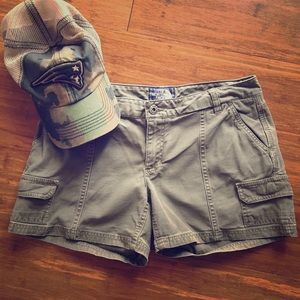 North face hiking shorts size 4